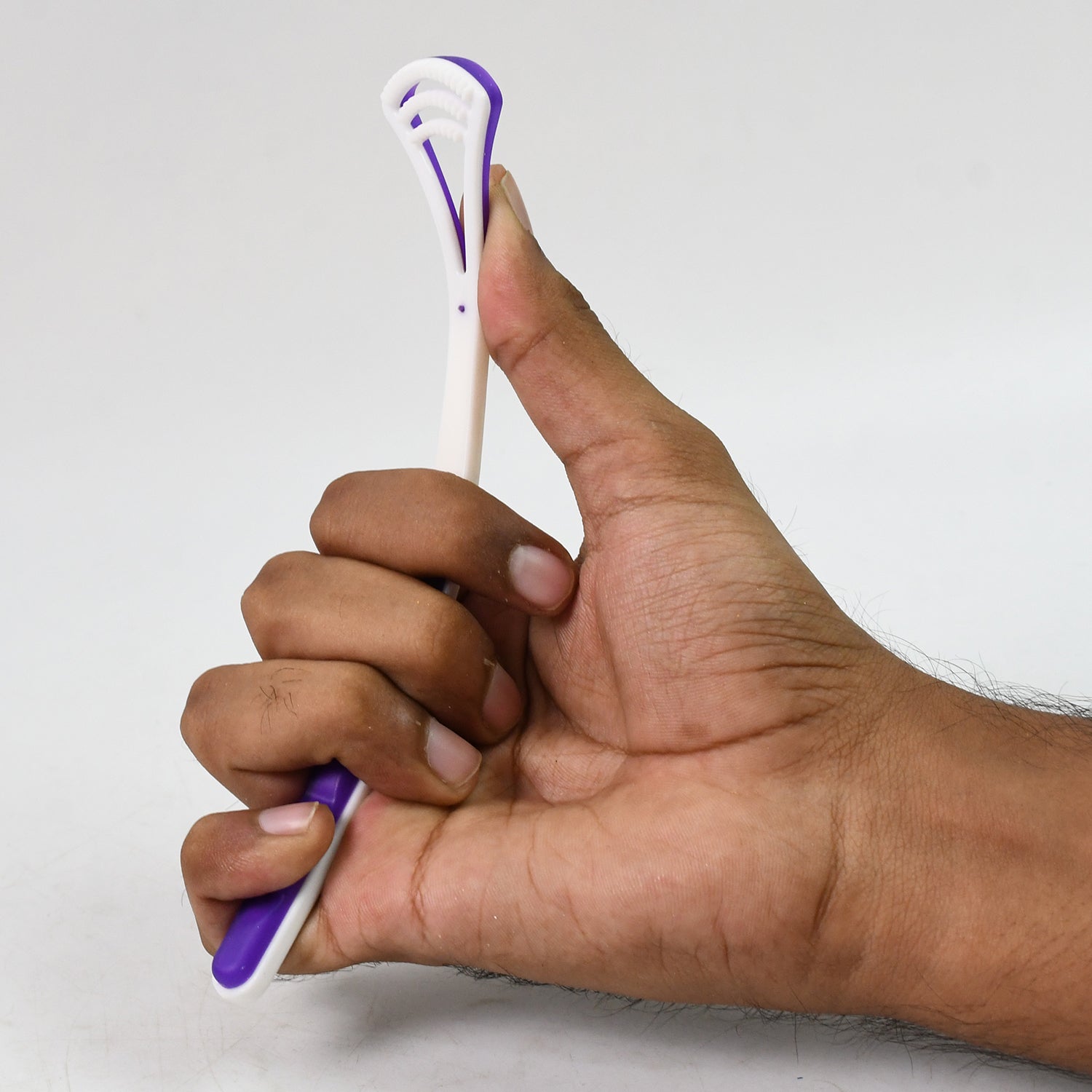 Tongue Cleaner and Scraper (1 Pc / Mix Color) Tongue Cleaner and Scraper (1 Pc / Mix Color)
